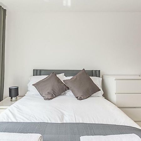 Modern Apartment Canary Wharf London Exterior foto