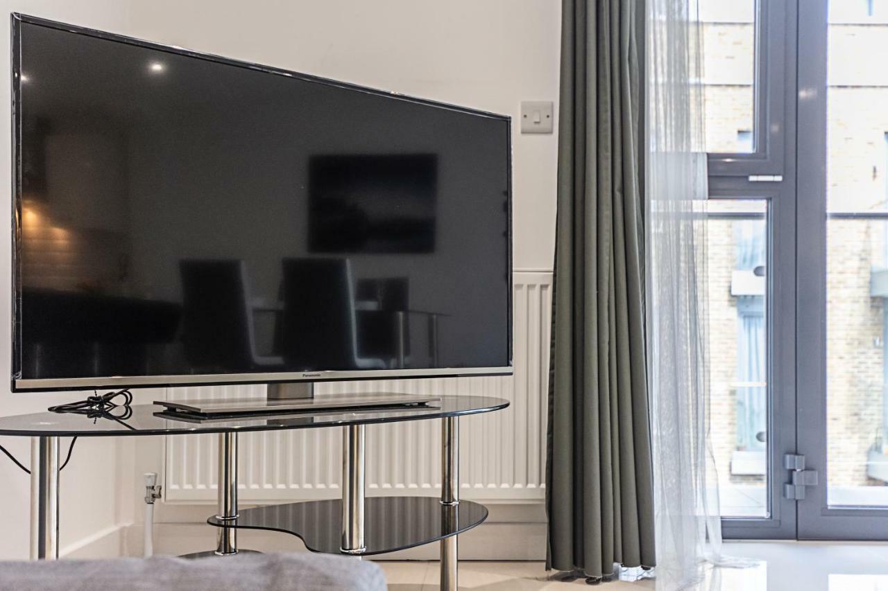 Modern Apartment Canary Wharf London Exterior foto