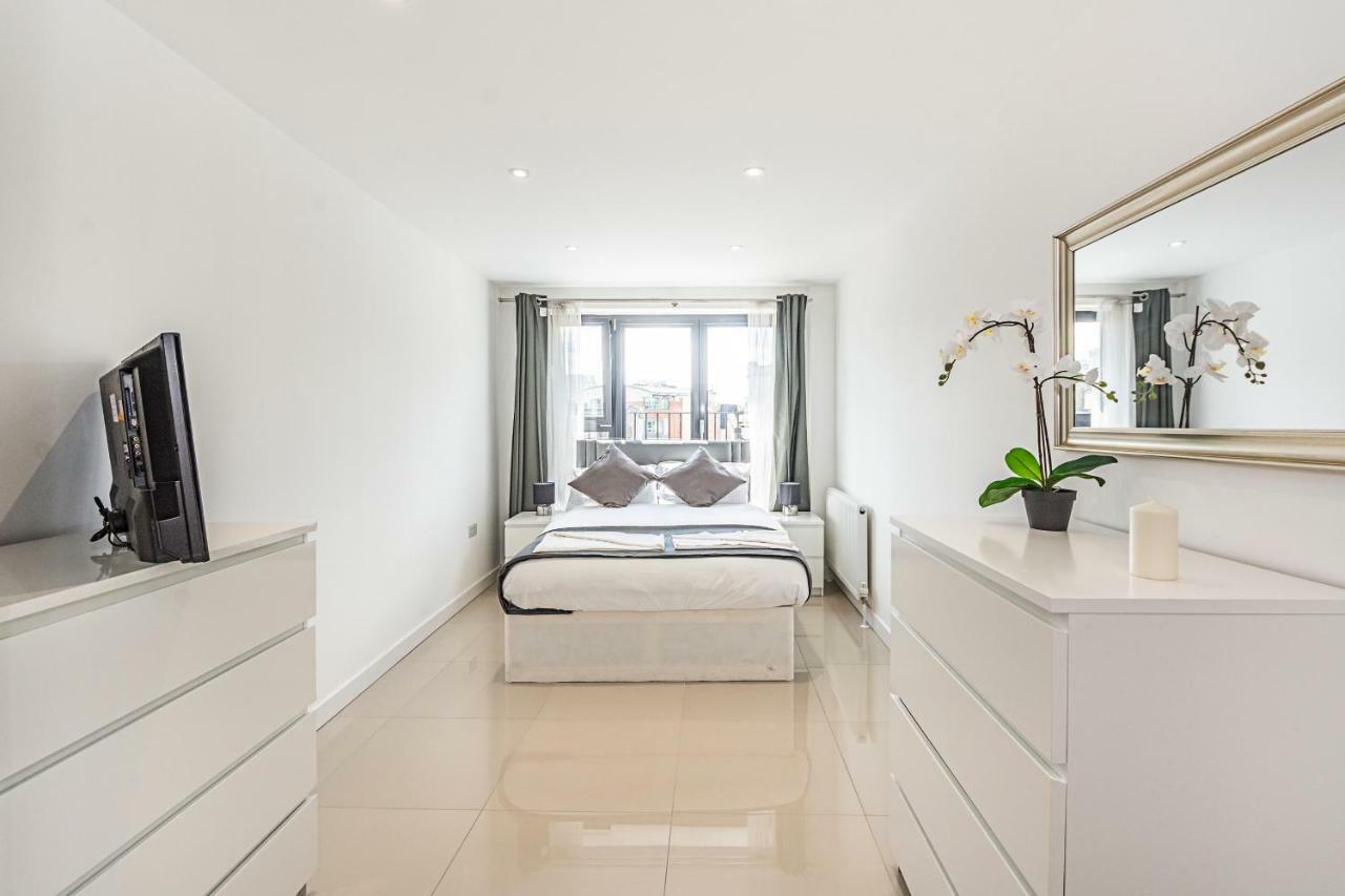 Modern Apartment Canary Wharf London Exterior foto